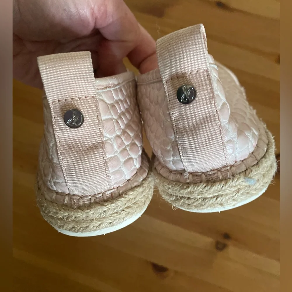 Sam Edelman Light Pink Embossed Leather Kesia Espadrille Flat Size 6 NWOT